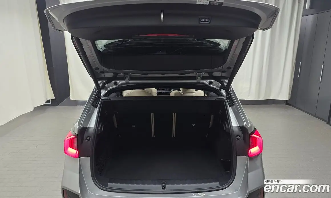 BMW X1 2025 2.0 автомат (гидро), фото 30