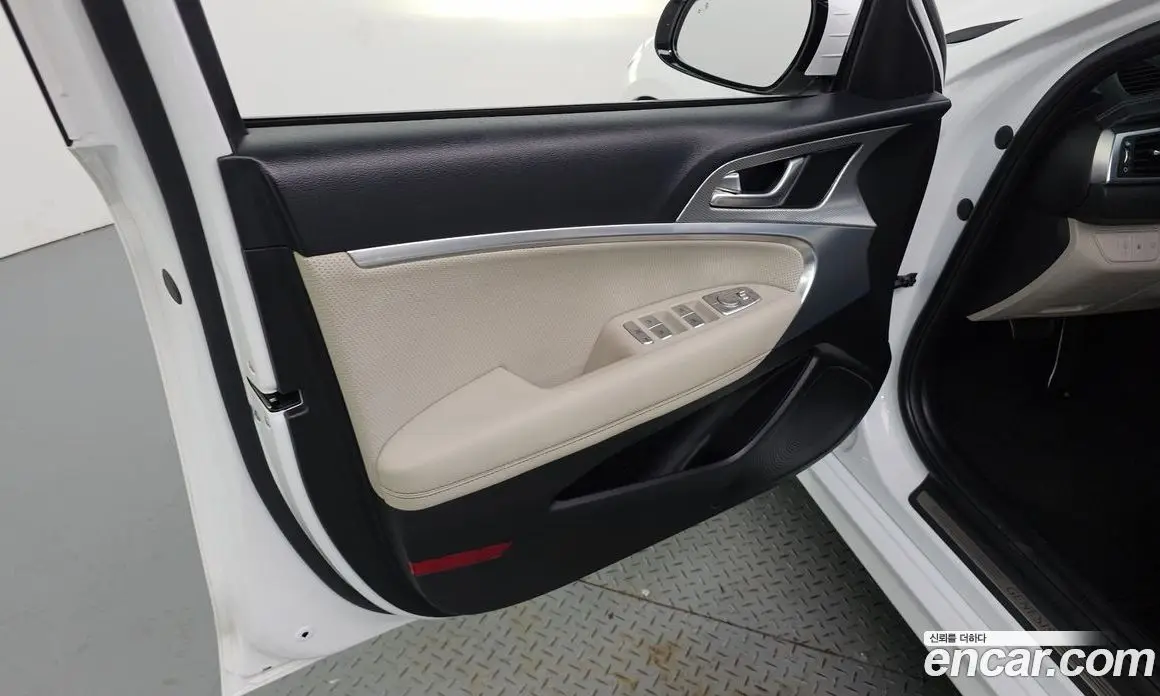 Genesis G70 2021 2.0 автомат (гидро), фото 14