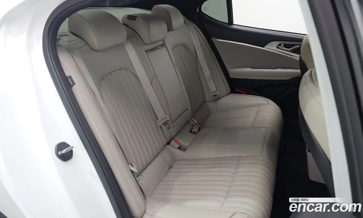 Genesis G70 2021 2.0 автомат (гидро), фото 28