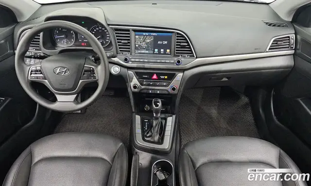 Hyundai Avante 2017 1.6 автомат (гидро), миниатюра 9