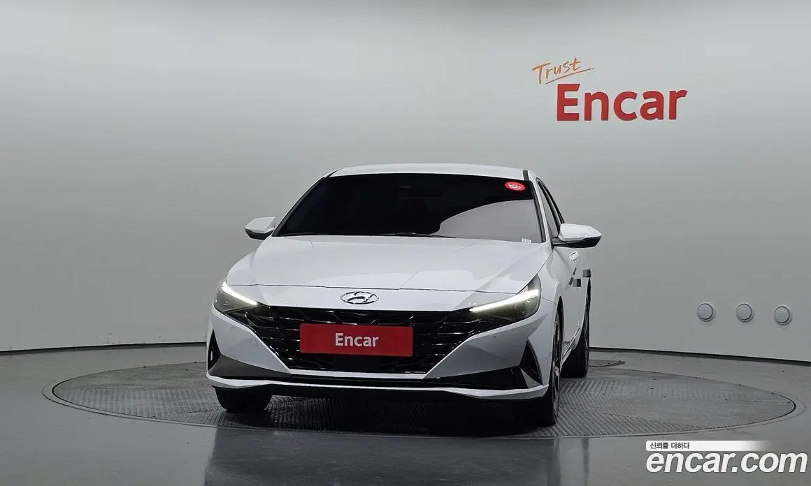 Hyundai Avante 2020 1.6 автомат (гидро), фото 3