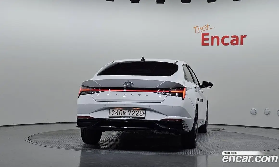 Hyundai Avante 2020 1.6 автомат (гидро), фото 4