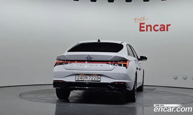 Hyundai Avante 2020 1.6 автомат (гидро), миниатюра 4