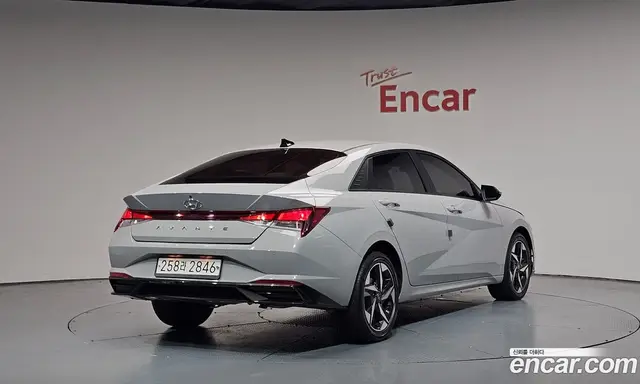 Hyundai Avante 2020 1.6 автомат (гидро), миниатюра 2