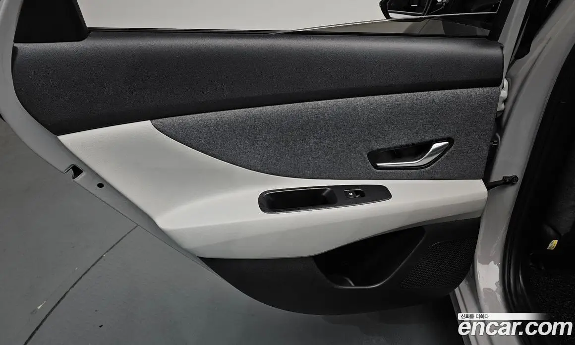 Hyundai Avante 2020 1.6 автомат (гидро), фото 15