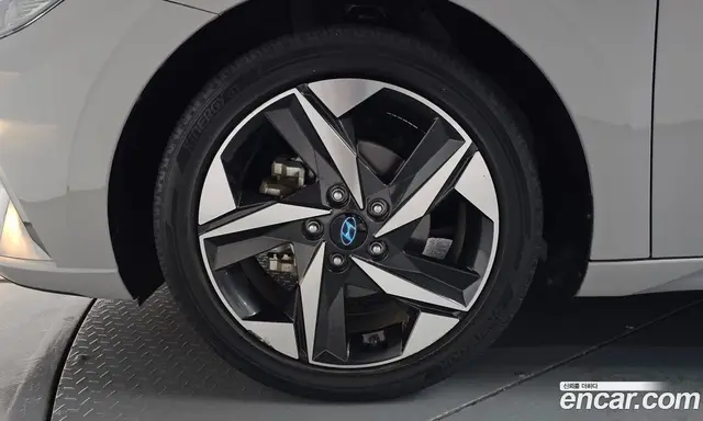 Hyundai Avante 2020 1.6 автомат (гидро), миниатюра 5