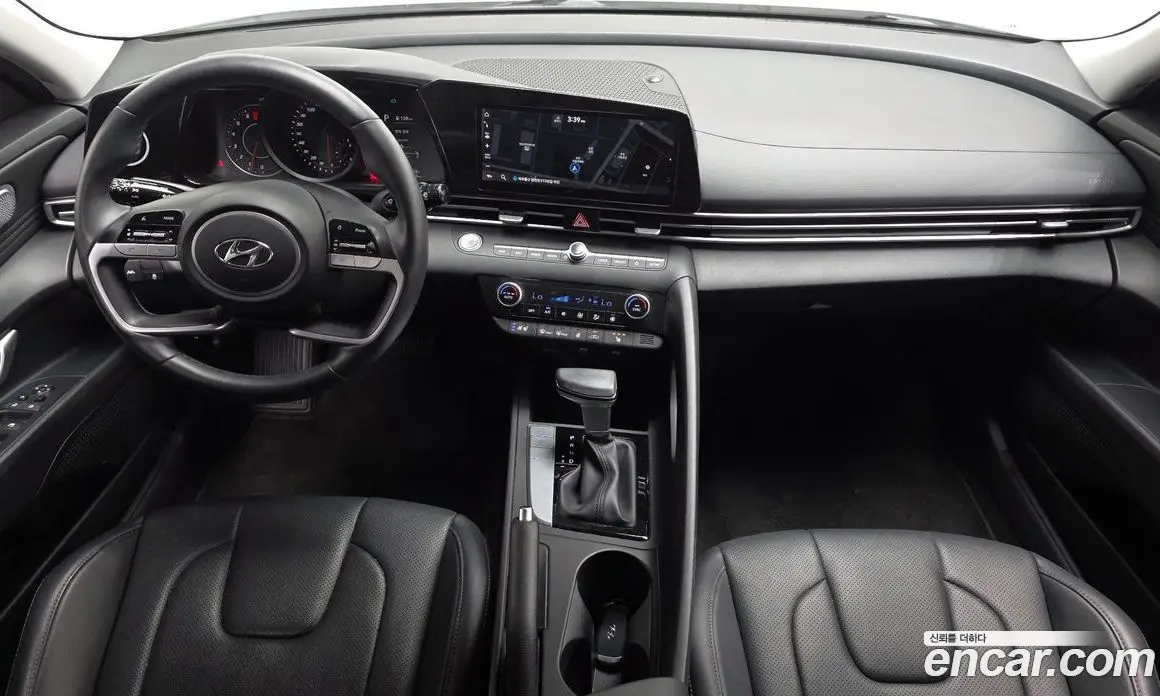 Hyundai Avante 2021 1.6 автомат (гидро), фото 10