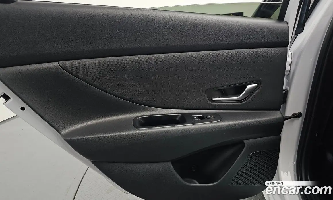 Hyundai Avante 2021 1.6 автомат (гидро), фото 15
