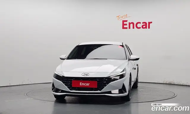 Hyundai Avante 2021 1.6 автомат (гидро), миниатюра 3