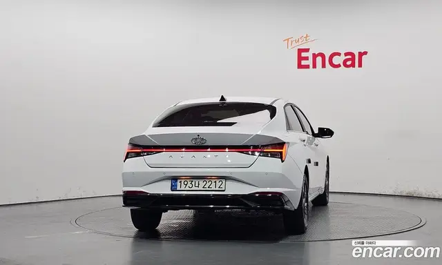 Hyundai Avante 2021 1.6 автомат (гидро), миниатюра 4