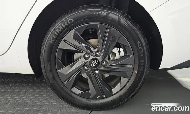 Hyundai Avante 2021 1.6 автомат (гидро), миниатюра 7