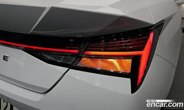 Hyundai Avante 2021 1.6 автомат (гидро), миниатюра 9