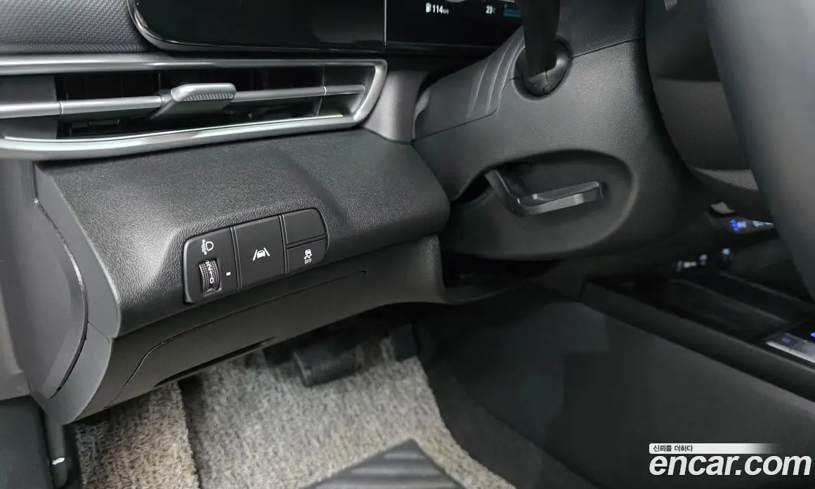 Hyundai Avante 2022 1.6 автомат (гидро), фото 18