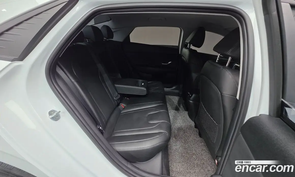 Hyundai Avante 2022 1.6 автомат (гидро), фото 24