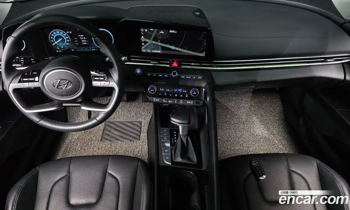 Hyundai Avante 2022 1.6 автомат (гидро), фото 10