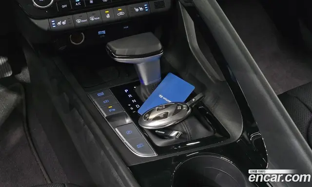 Hyundai Avante 2023 1.6 автомат (гидро), миниатюра 11