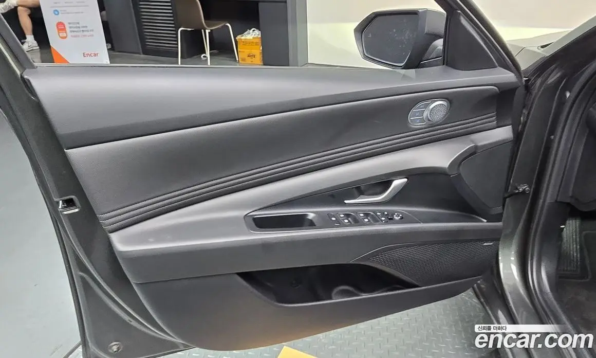 Hyundai Avante 2023 1.6 автомат (гидро), фото 13