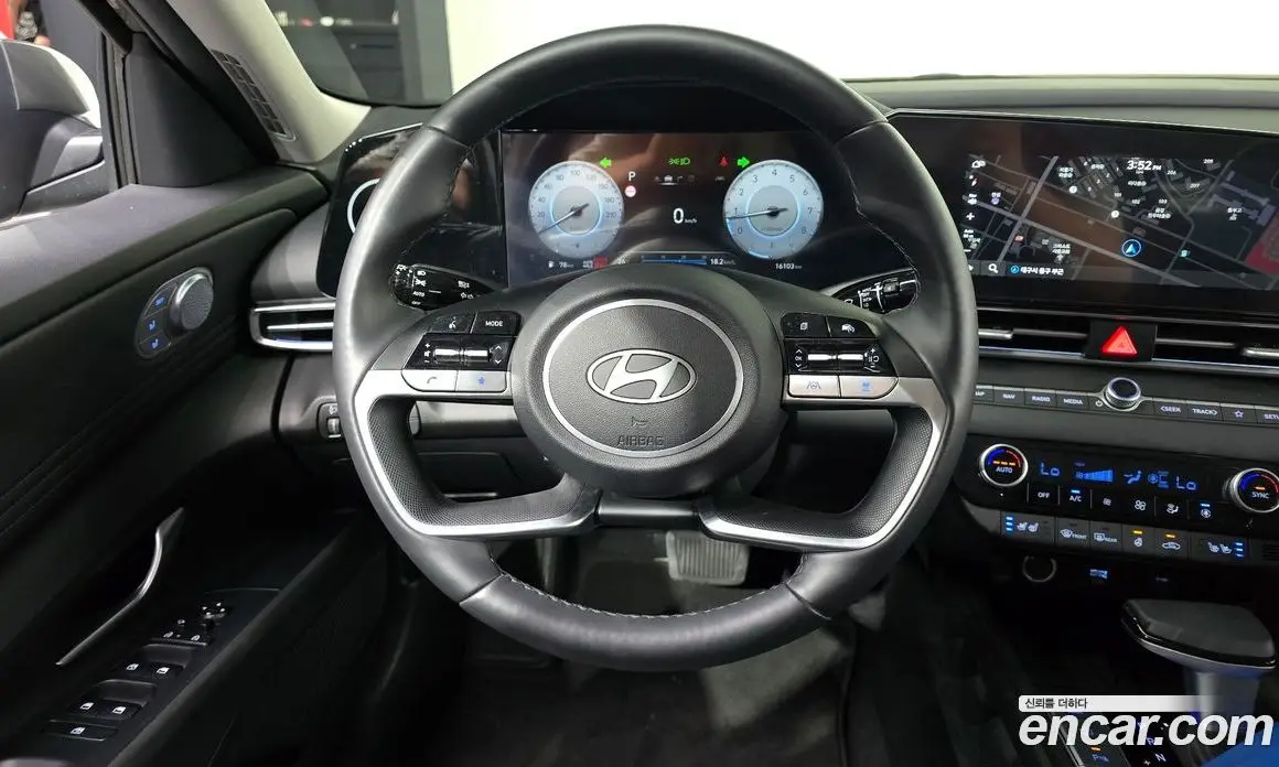 Hyundai Avante 2023 1.6 автомат (гидро), фото 17