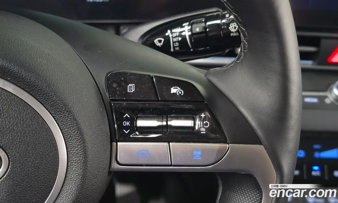 Hyundai Avante 2023 1.6 автомат (гидро), фото 19