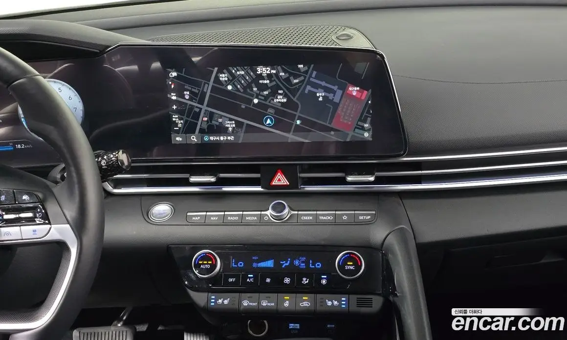 Hyundai Avante 2023 1.6 автомат (гидро), фото 23