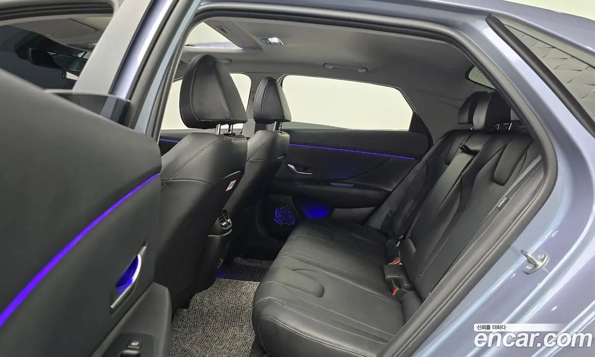 Hyundai Avante 2023 1.6 автомат (гидро), фото 18