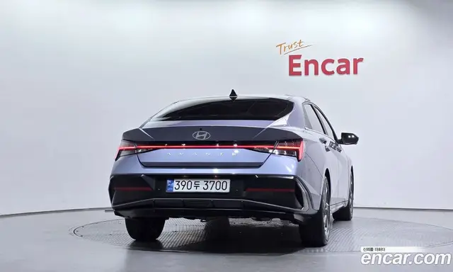 Hyundai Avante 2023 1.6 автомат (гидро), миниатюра 4