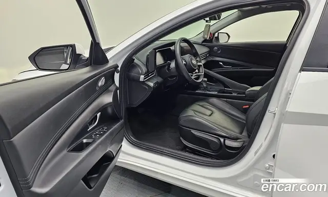 Hyundai Avante 2024 1.6 автомат (гидро), миниатюра 10
