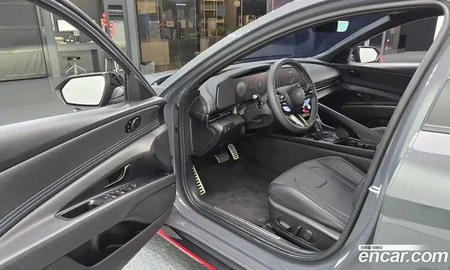 Hyundai Avante 2025 2.0 автомат (гидро), миниатюра 10