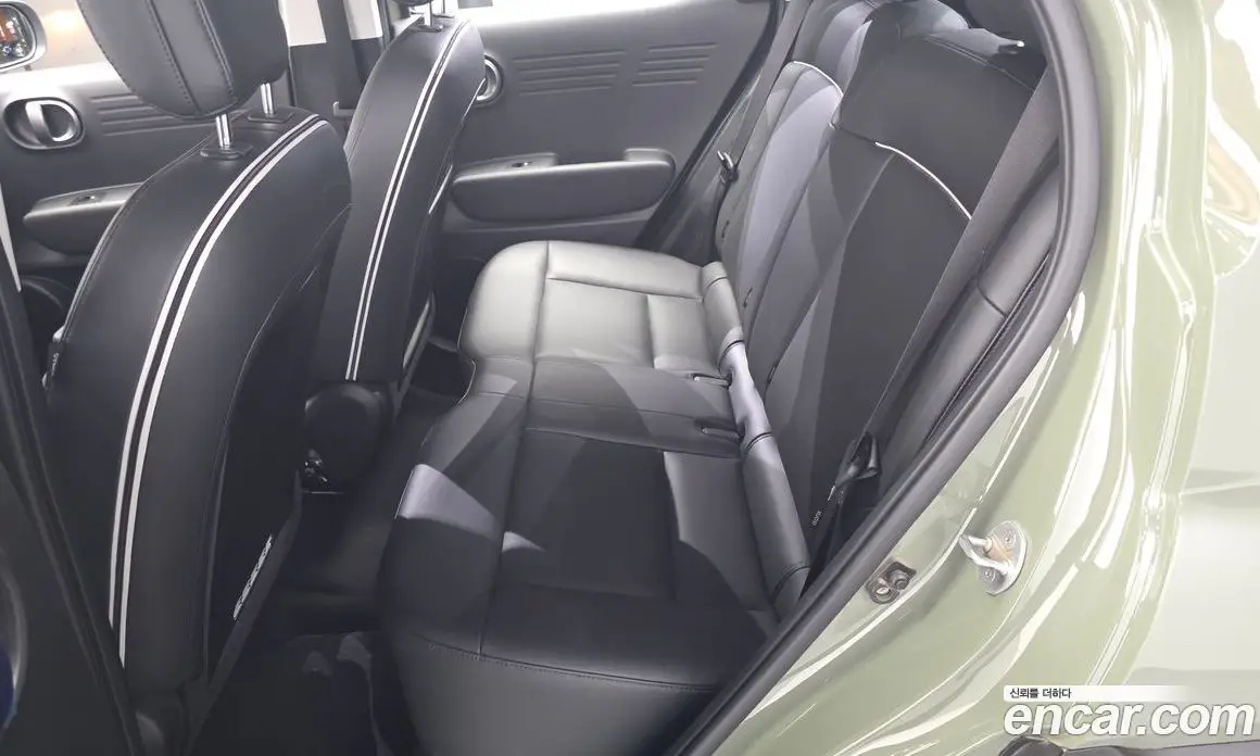 Hyundai Casper 2023 1.0 автомат (гидро), фото 18
