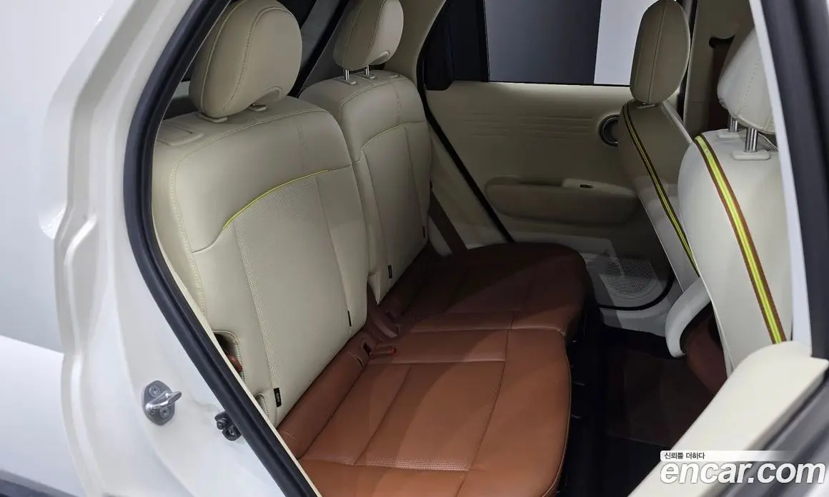 Hyundai Casper 2025 1.0 автомат (гидро), фото 16