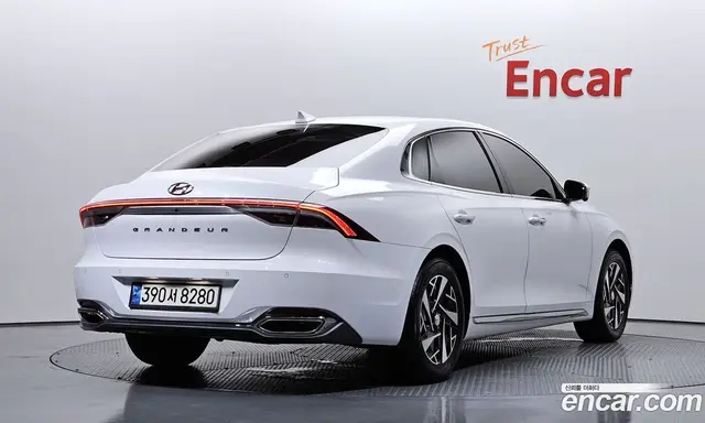 Hyundai Grandeur 2021 2.4 автомат (гидро), миниатюра 2