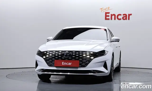Hyundai Grandeur 2021 2.4 автомат (гидро), миниатюра 3