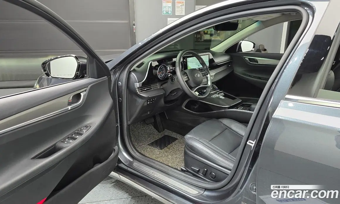 Hyundai Grandeur 2022 3.0 автомат (гидро), фото 10