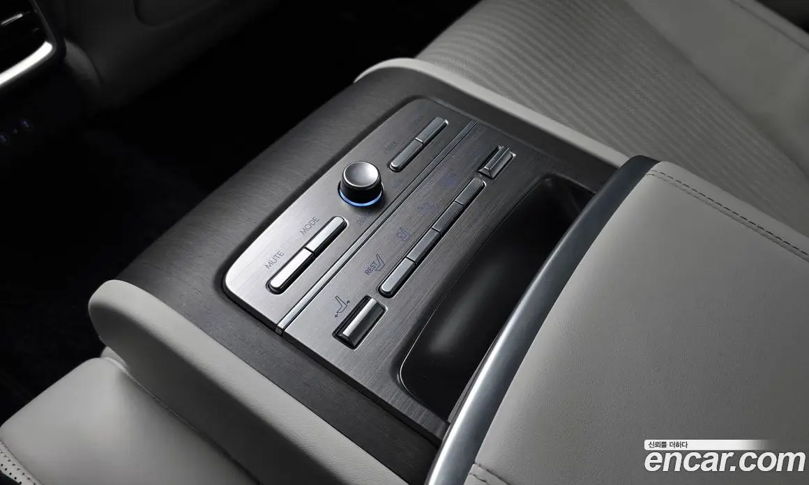 Hyundai Grandeur 2022 2.5 автомат (гидро), фото 28