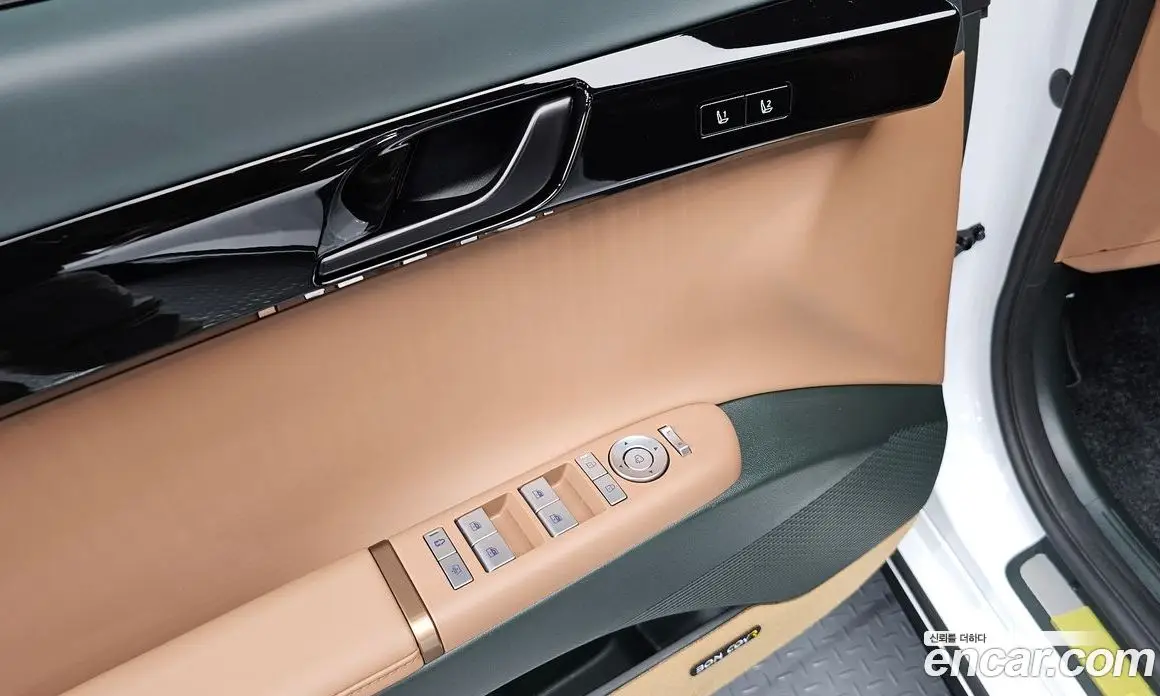 Hyundai Grandeur 2023 2.5 автомат (гидро), фото 18