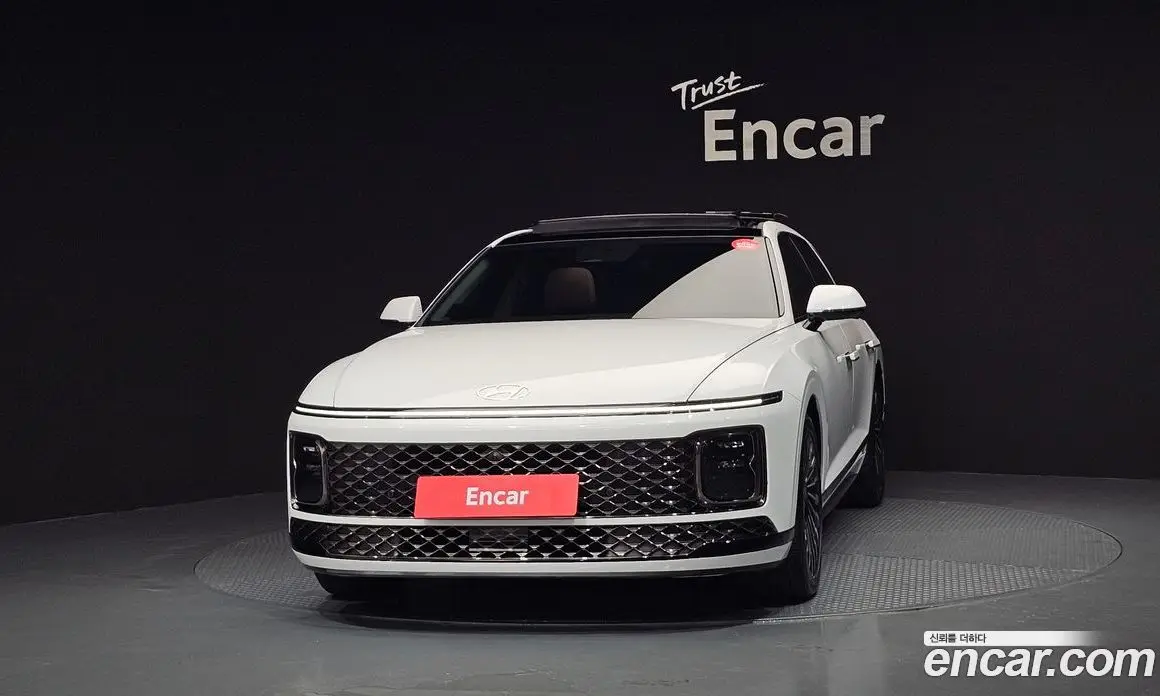 Hyundai Grandeur 2023 2.5 автомат (гидро), фото 3