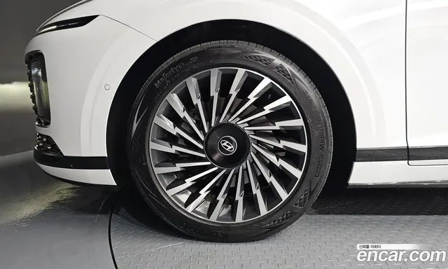Hyundai Grandeur 2023 2.5 автомат (гидро), миниатюра 5