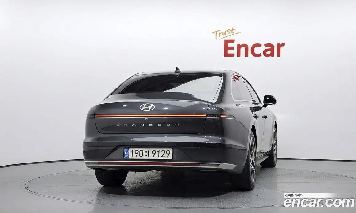 Hyundai Grandeur 2023 2.5 автомат (гидро), фото 4