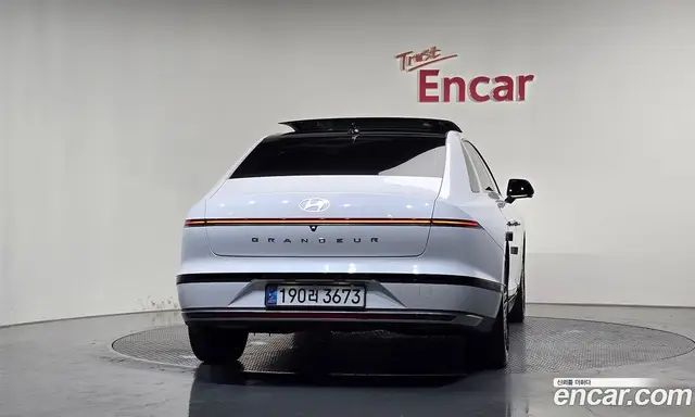 Hyundai Grandeur 2024 2.5 автомат (гидро), миниатюра 3