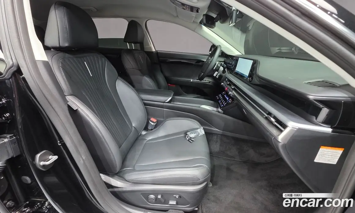 Hyundai Grandeur 2025 1.6 автомат (гидро), фото 13