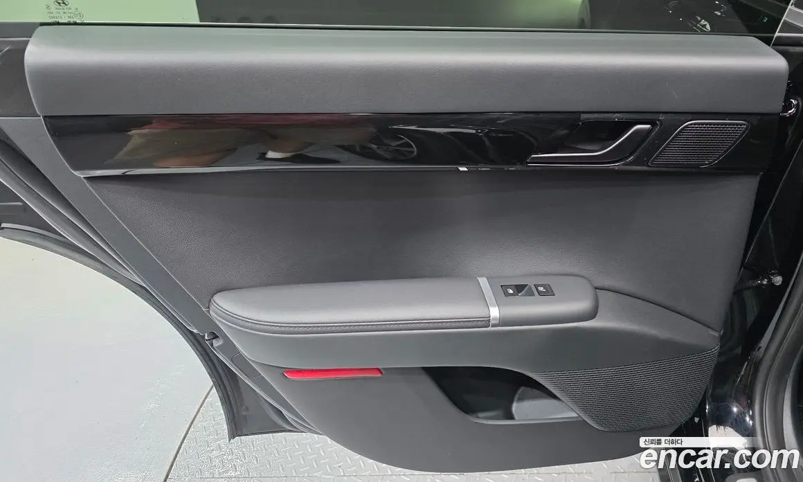 Hyundai Grandeur 2025 1.6 автомат (гидро), фото 15