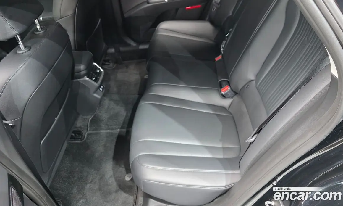 Hyundai Grandeur 2025 1.6 автомат (гидро), фото 27