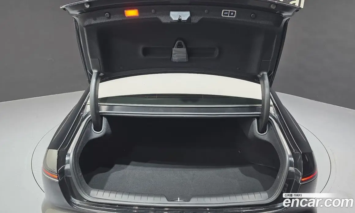 Hyundai Grandeur 2025 1.6 автомат (гидро), фото 31