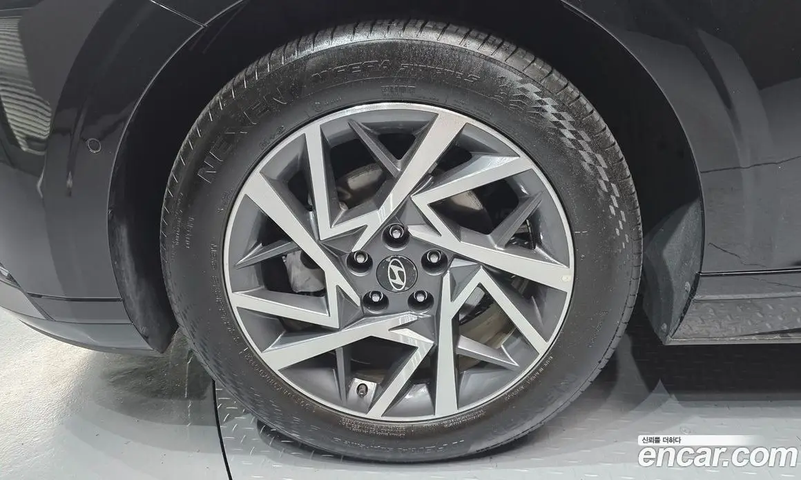 Hyundai Grandeur 2025 1.6 автомат (гидро), фото 5