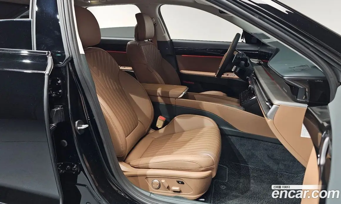 Hyundai Grandeur 2025 1.6 автомат (гидро), фото 17