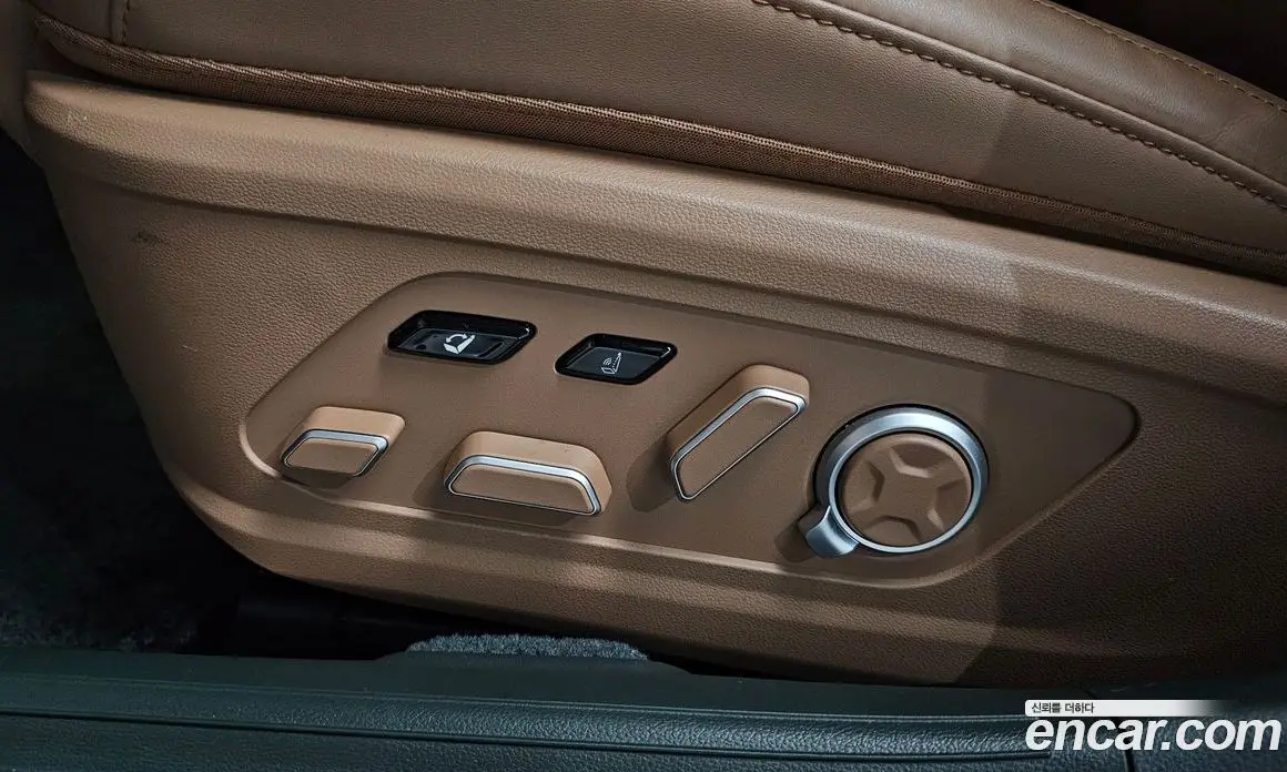 Hyundai Grandeur 2025 1.6 автомат (гидро), фото 28