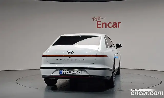 Hyundai Grandeur 2026 2.5 автомат (гидро), миниатюра 3