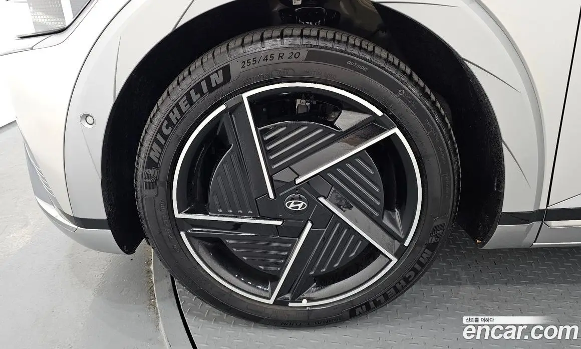 Hyundai Ioniq 5 2024 0.1 автомат (гидро), фото 5