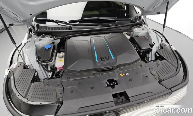 Hyundai Ioniq 5 2024 0.1 автомат (гидро), миниатюра 6