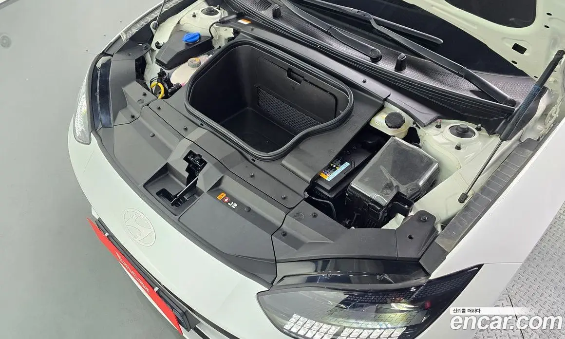 Hyundai Ioniq 6 2025 0.1 автомат (гидро), фото 6
